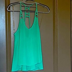 Racer back tank top, loose fitting